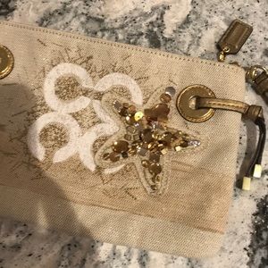 Starfish coach small clutch